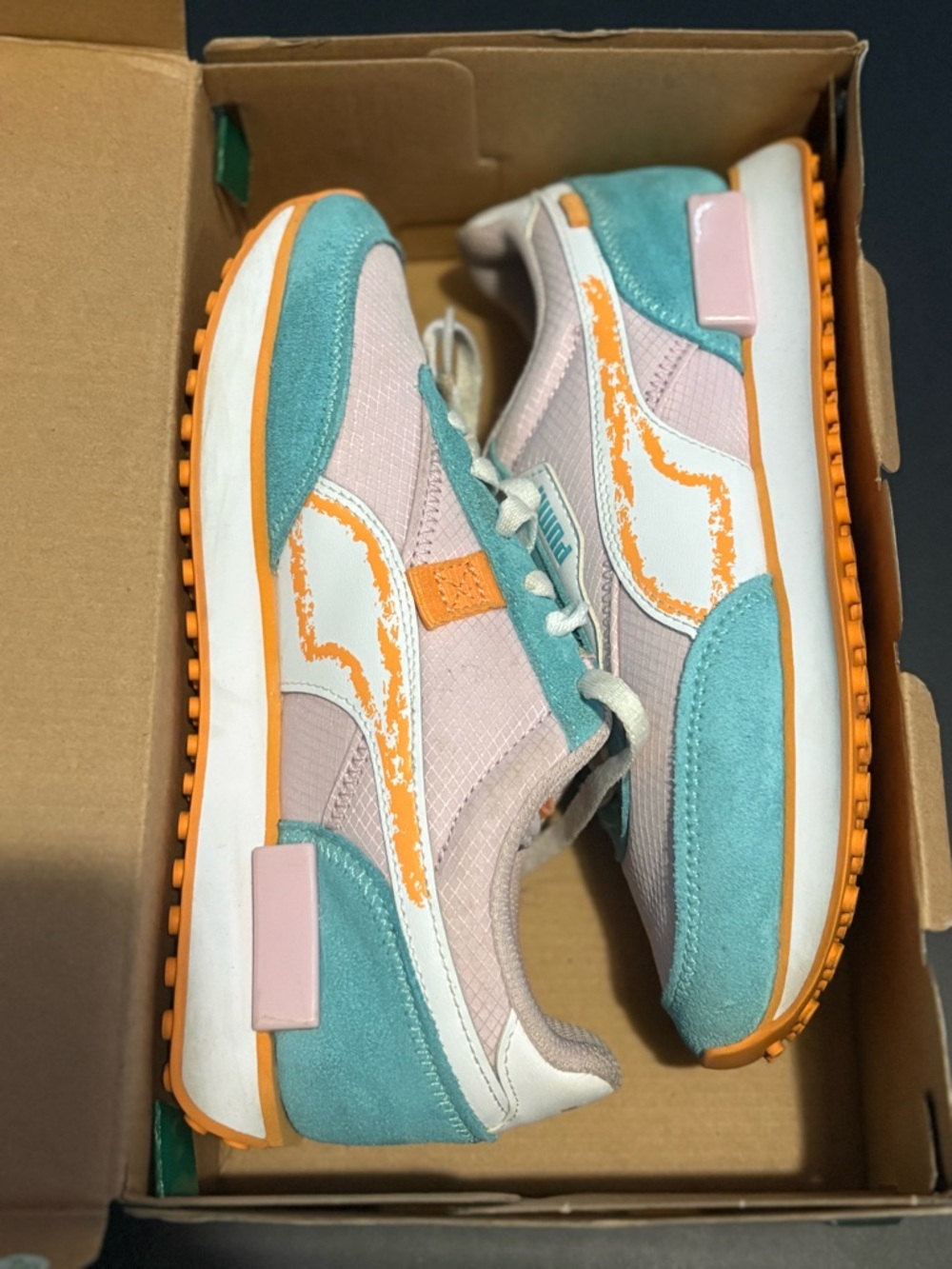 Puma Future Rider Sprg Sktchbk JR Pearl Pink-Puma White Youth Size 5.5
